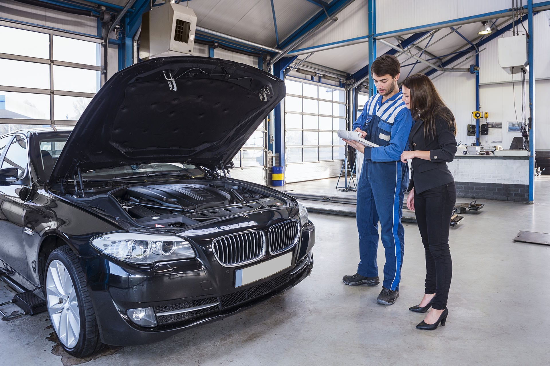 Expert BMW Auto Mechanics At Your Doorstep: Find The Closest BMW Mechanic Today